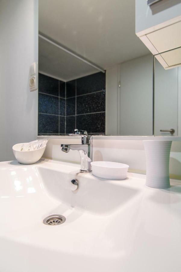 Studio Apartman Rea Трогир Екстериор снимка